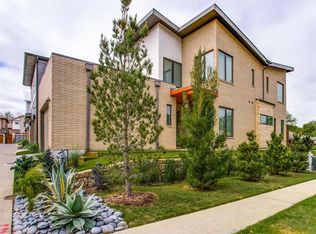 3895 Pine Tree Ct, Dallas, TX 75206