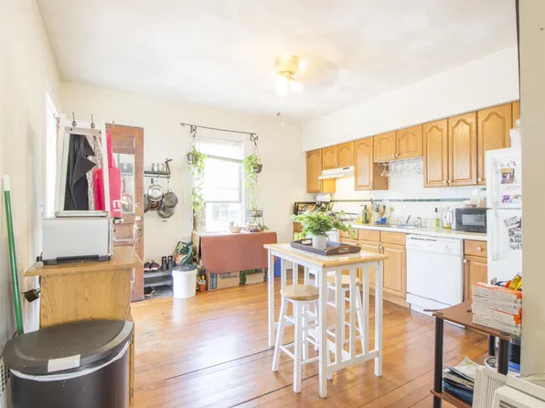 40 Portsmouth St #1, Brighton, MA 02135