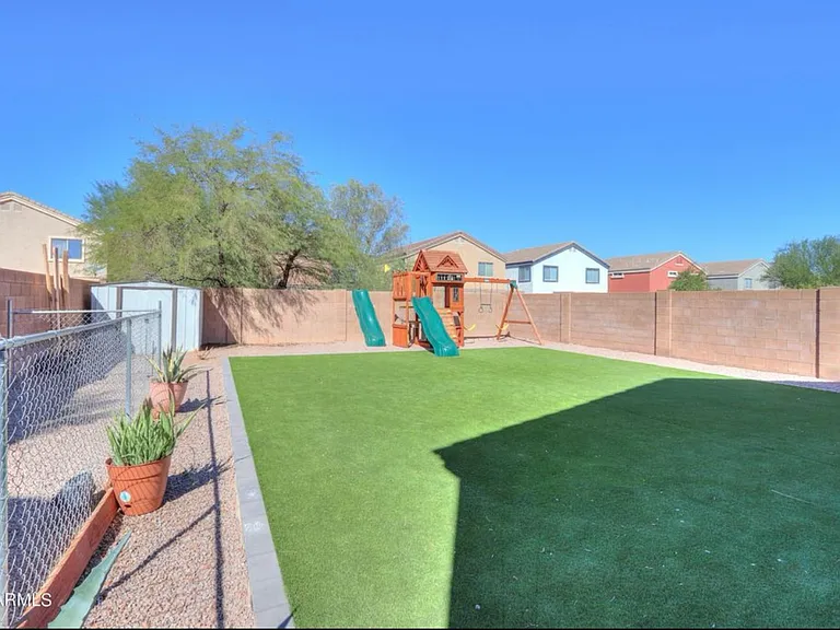 36576 W Nina St — Photo 27