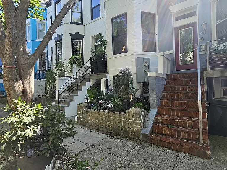 2211 Flagler Pl NW #B — Photo 20