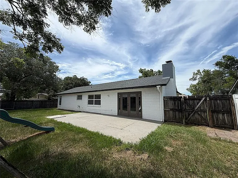 9923 Castleton St — Photo 11