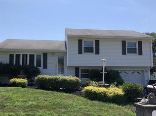 32 Phoebe Dr, Neptune, NJ