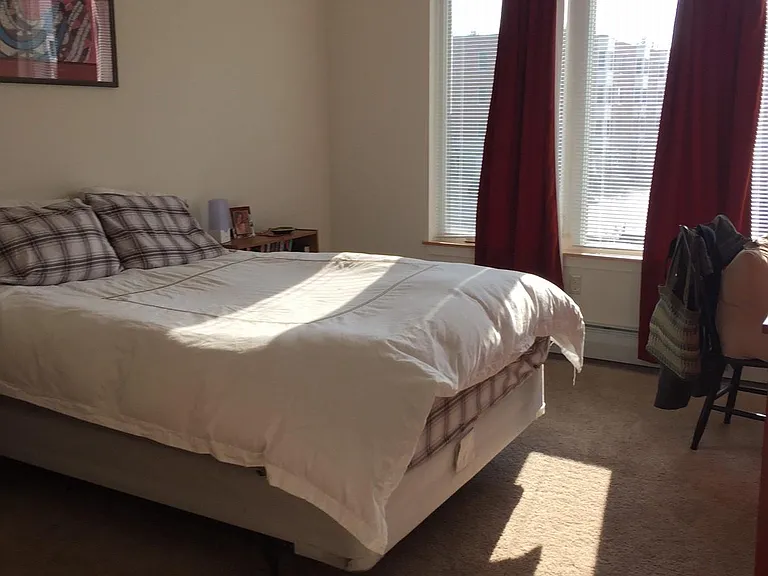 80 Eastwood Dr — Photo 3