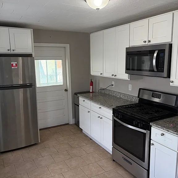 23 Waters Ave #3 — Photo 2