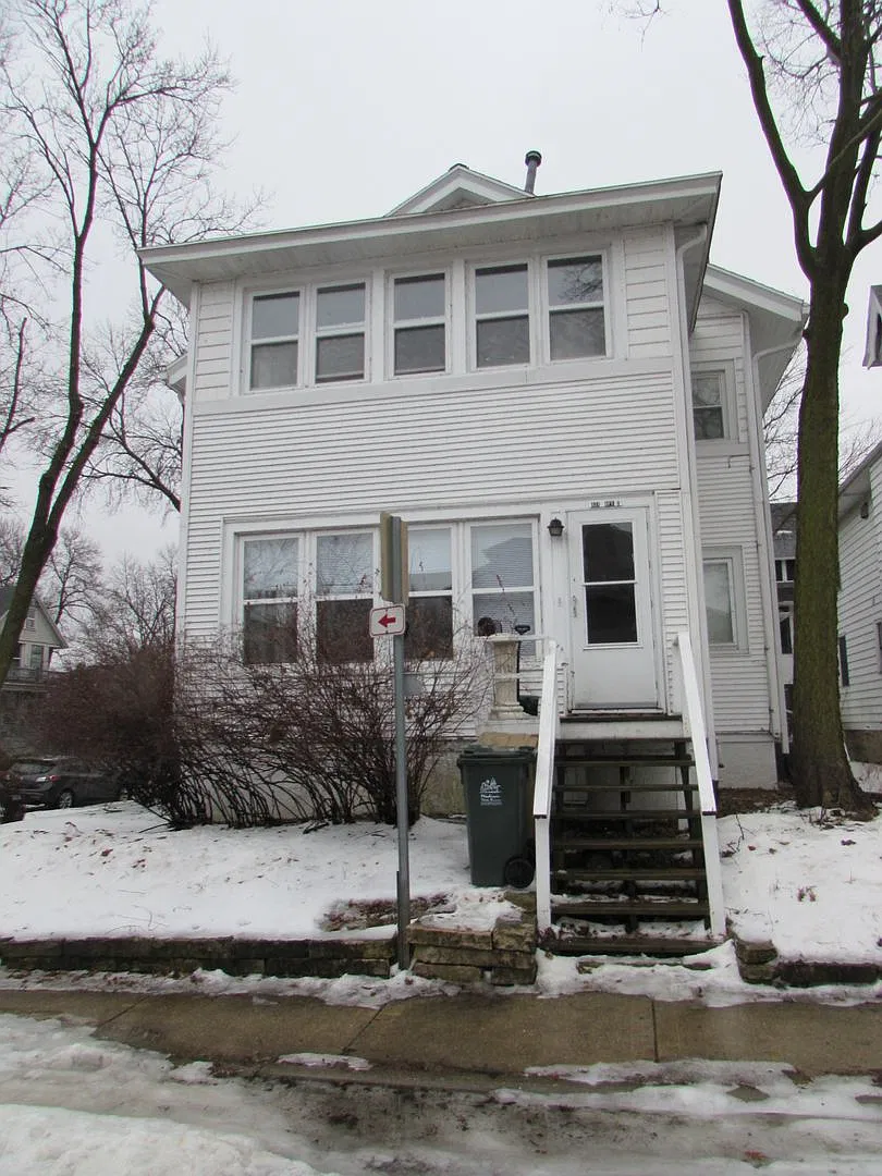 (558) - 424 N. Paterson Street — Photo 2