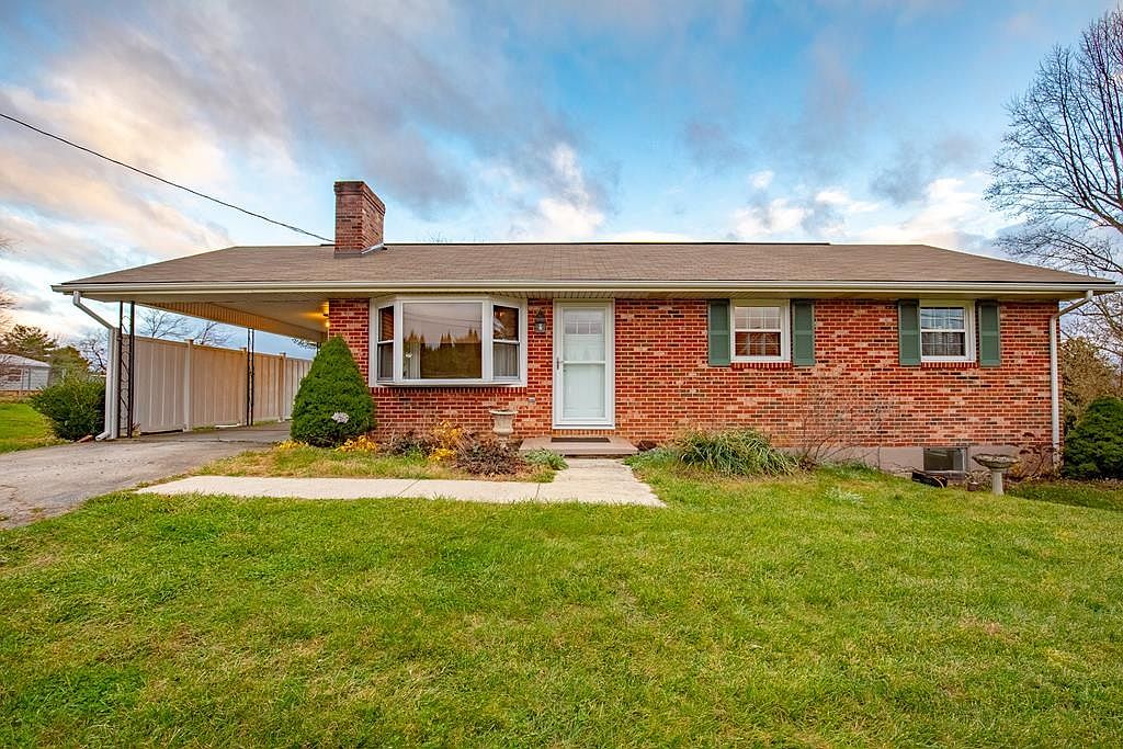 705 Holston Rd Wytheville Va 24382 Zillow