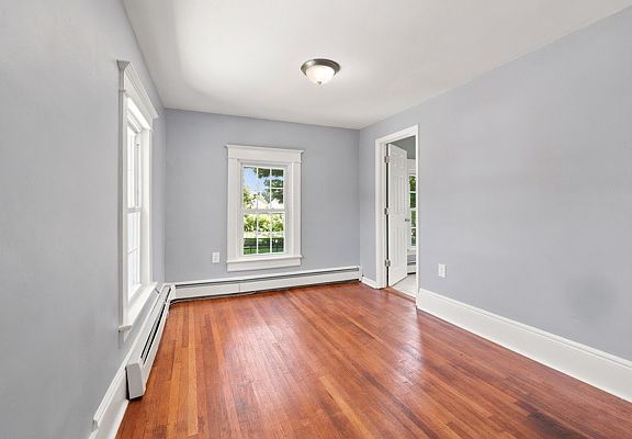 5th image of 9 Arlington Place # Fl 2nd