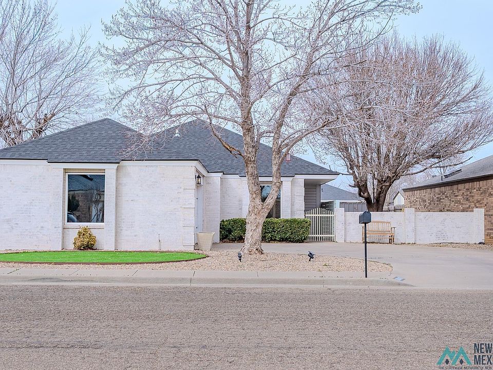 1st image of 3816 Ben Hogan Dr