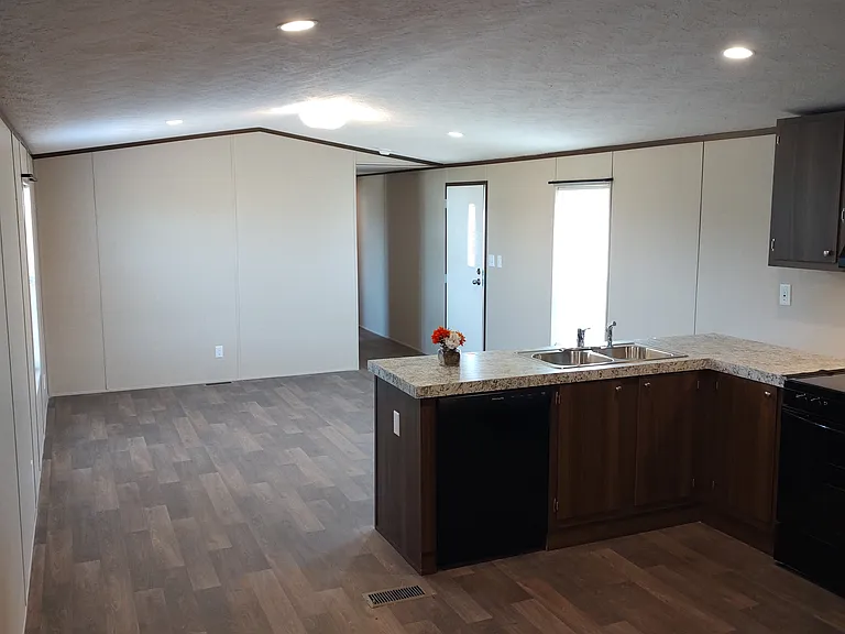 8607 N Bryan Rd — Photo 7
