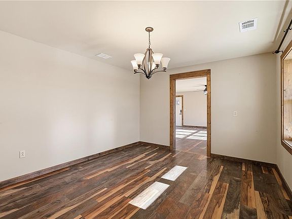 4th image of 110 Corbett York Rd