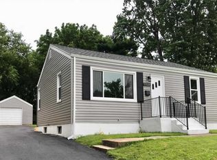 7719 Benmore St, Saint Louis, MO 63123