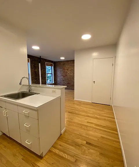 146 Sullivan St #9 — Photo 1