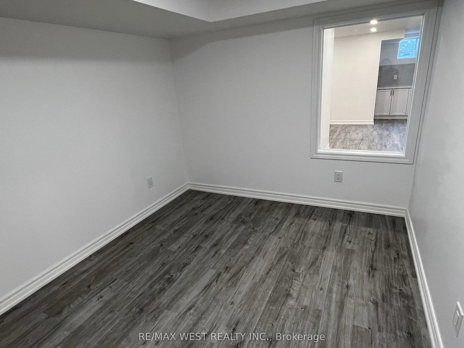 1 bed, $1,400 — Photo 2
