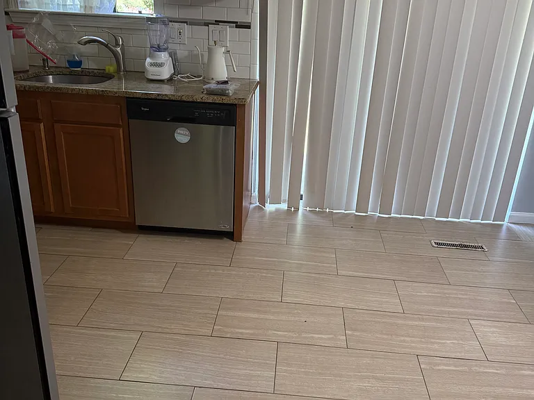 Farrwood Dr — Photo 10