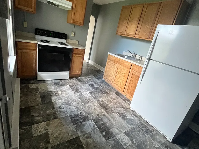 55-57 Central Ave — Photo 2