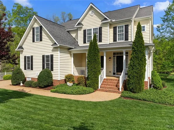 2231 Thorncrag Ln, Midlothian, VA 23112