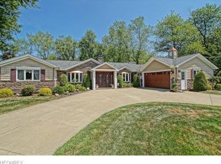 877 N Nearing Cir, Geneva, OH 44041