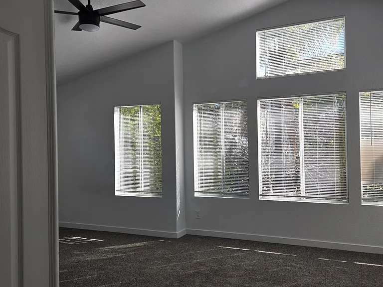 2378 Fairway Oaks Dr — Photo 10