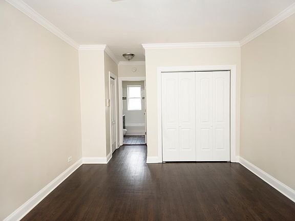 5th image of 3819 N Greenview Ave #3819.5-2W