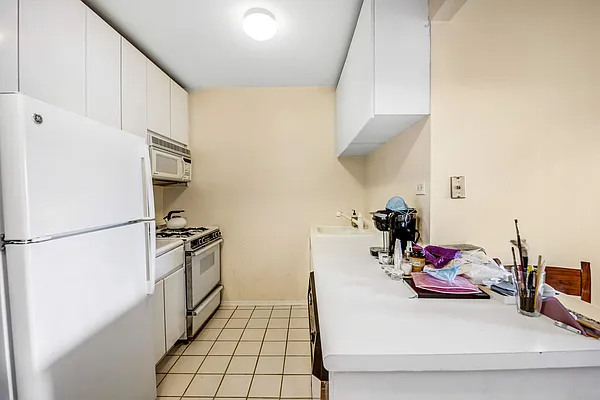 Rented by Compass | media 8