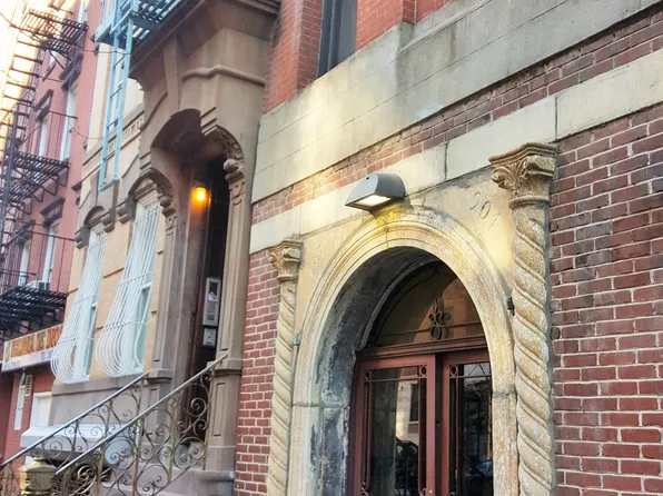 199 East 7th Street image 8 of 9