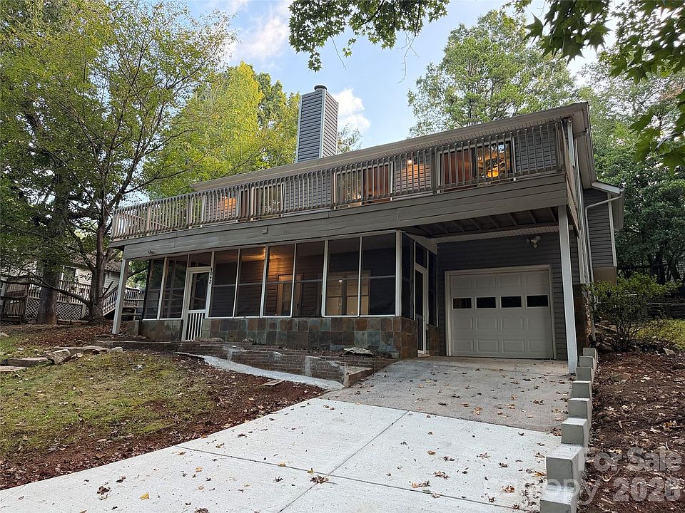 1st image of 4043 Windward Dr