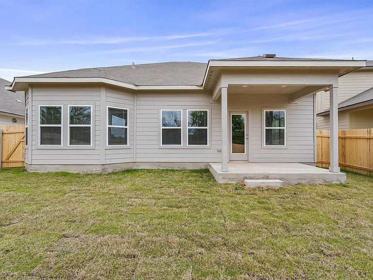 322 Windy Reed Rd — Photo 35