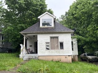 139 Virginia Ave, Paris, KY 40361