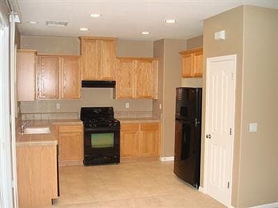 4th image of 8556 Cortina Cir