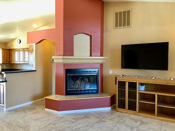 5th image of 32823 MANRAD Drive