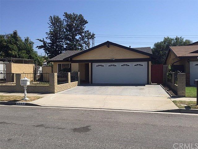 1st image of 6946 Berry Ave