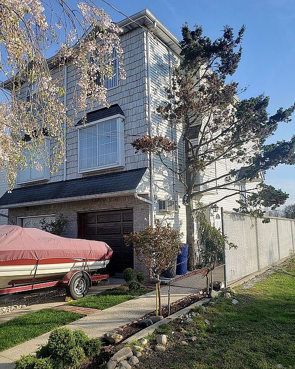 1st image of 278 Slater Blvd