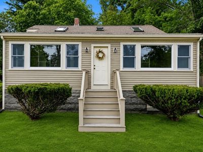 315 Maquan St, Hanson, MA, 02341