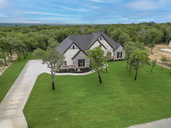 2049 Glenhollow Dr, Weatherford, TX 76088