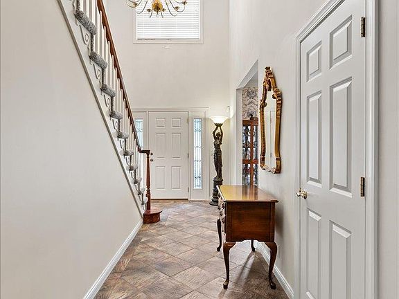 5th image of 2131 S 181st Cir