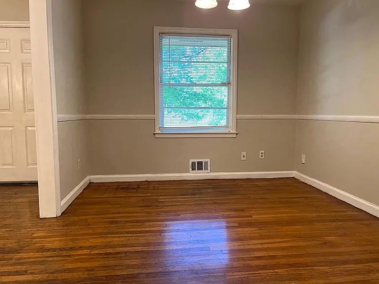 2832 Monticello Pl — Photo 3