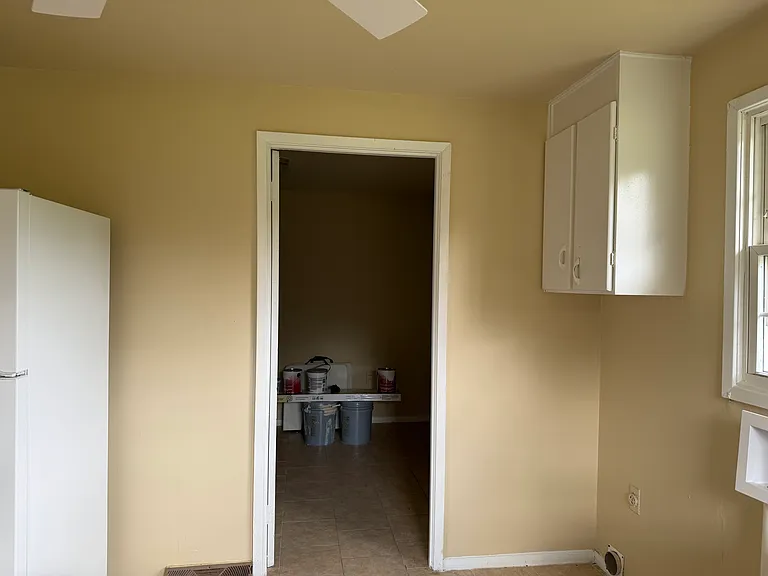 121 Woodgate Cir — Photo 6