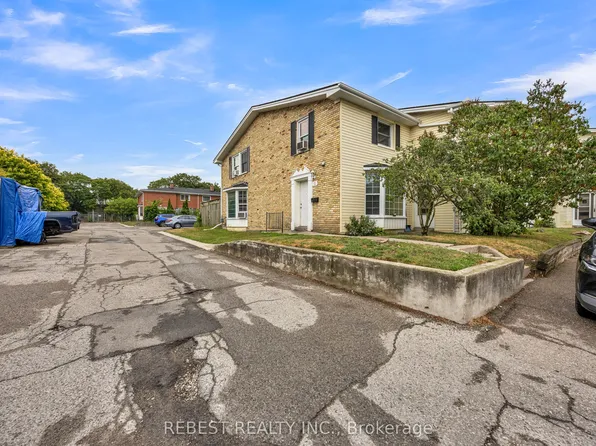 73 Arbour Glen Cres #1, London, ON N5Y 1Z9