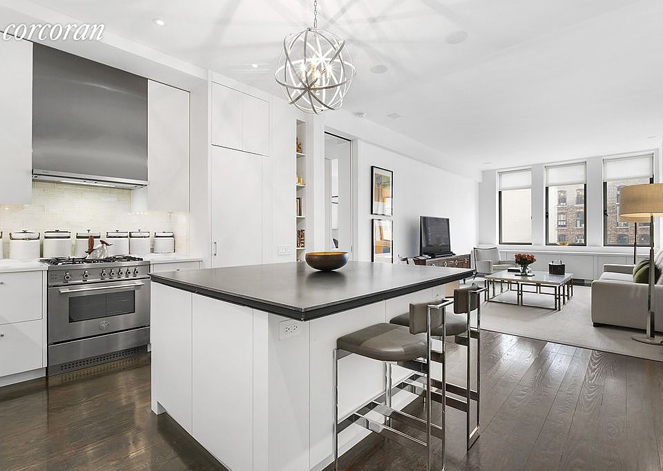 1st image of 252 7th Ave APT 10J