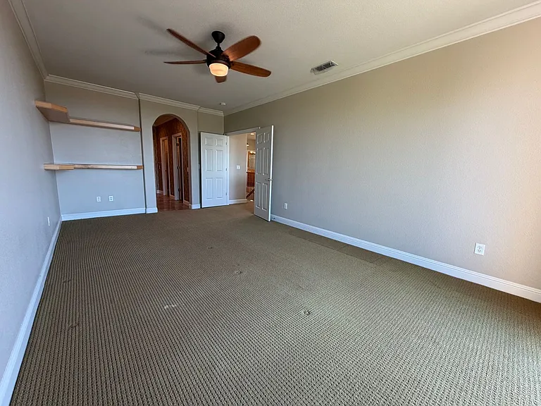 1014 Gamay Dr — Photo 15