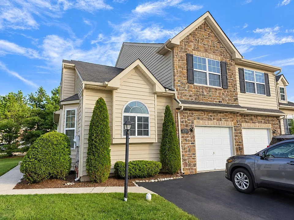 173 Providence Ln