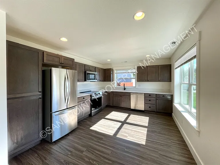 3101 Spring Creek Way — Photo 12