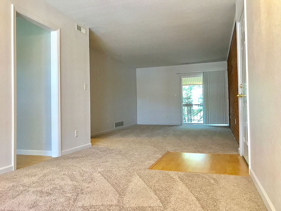 1st image of 1996 Greenglen Dr APT 303