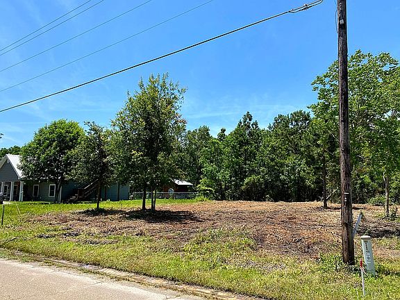 3rd image of 115 Bienville Dr