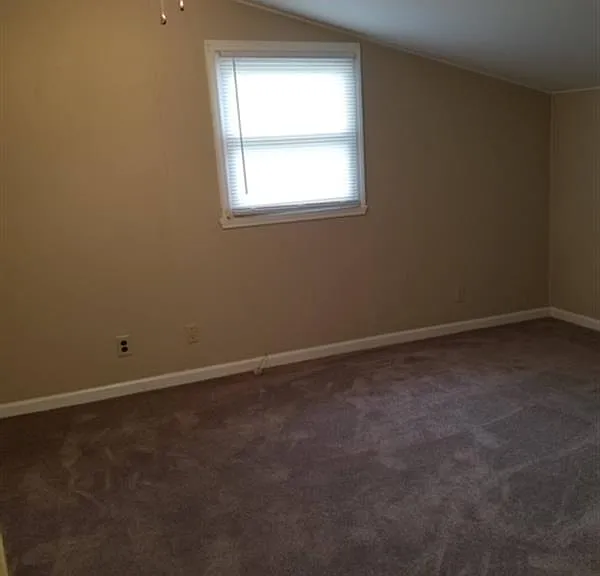 418 Jefferson St — Photo 10