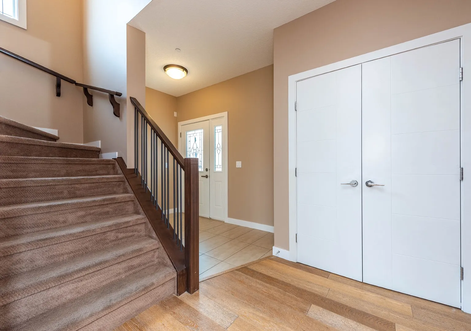 23 Lakewood Mews Uppr — Photo 4