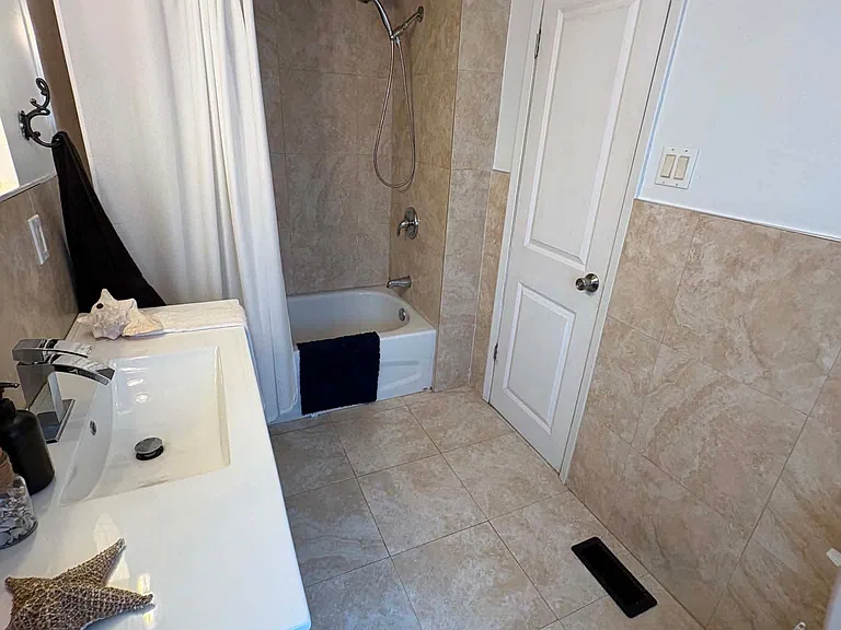 240 Shore Ln — Photo 11