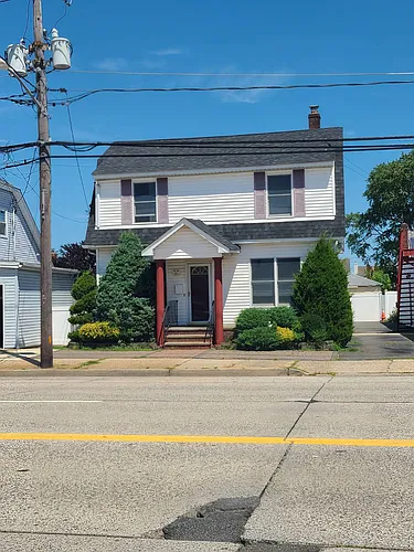 3591 Merrick Rd Photo 1