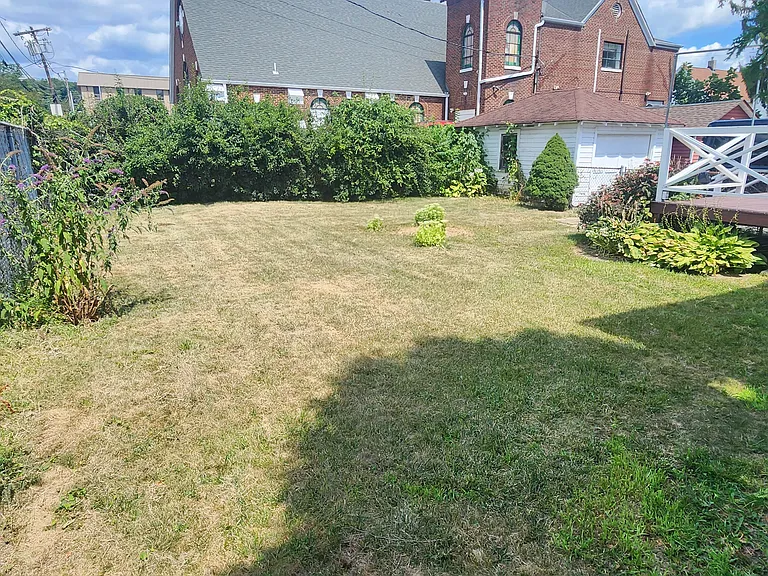 3 Myrtle Ave #1 — Photo 9