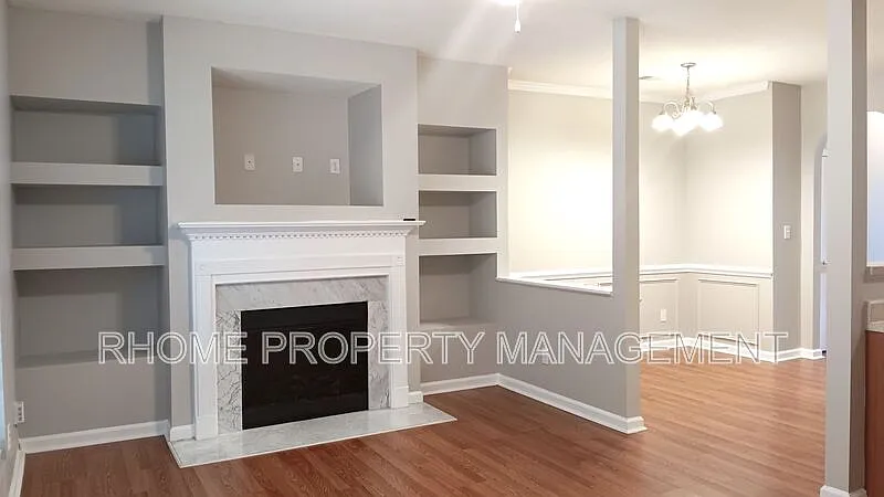 4842 W Park Cir photo 1